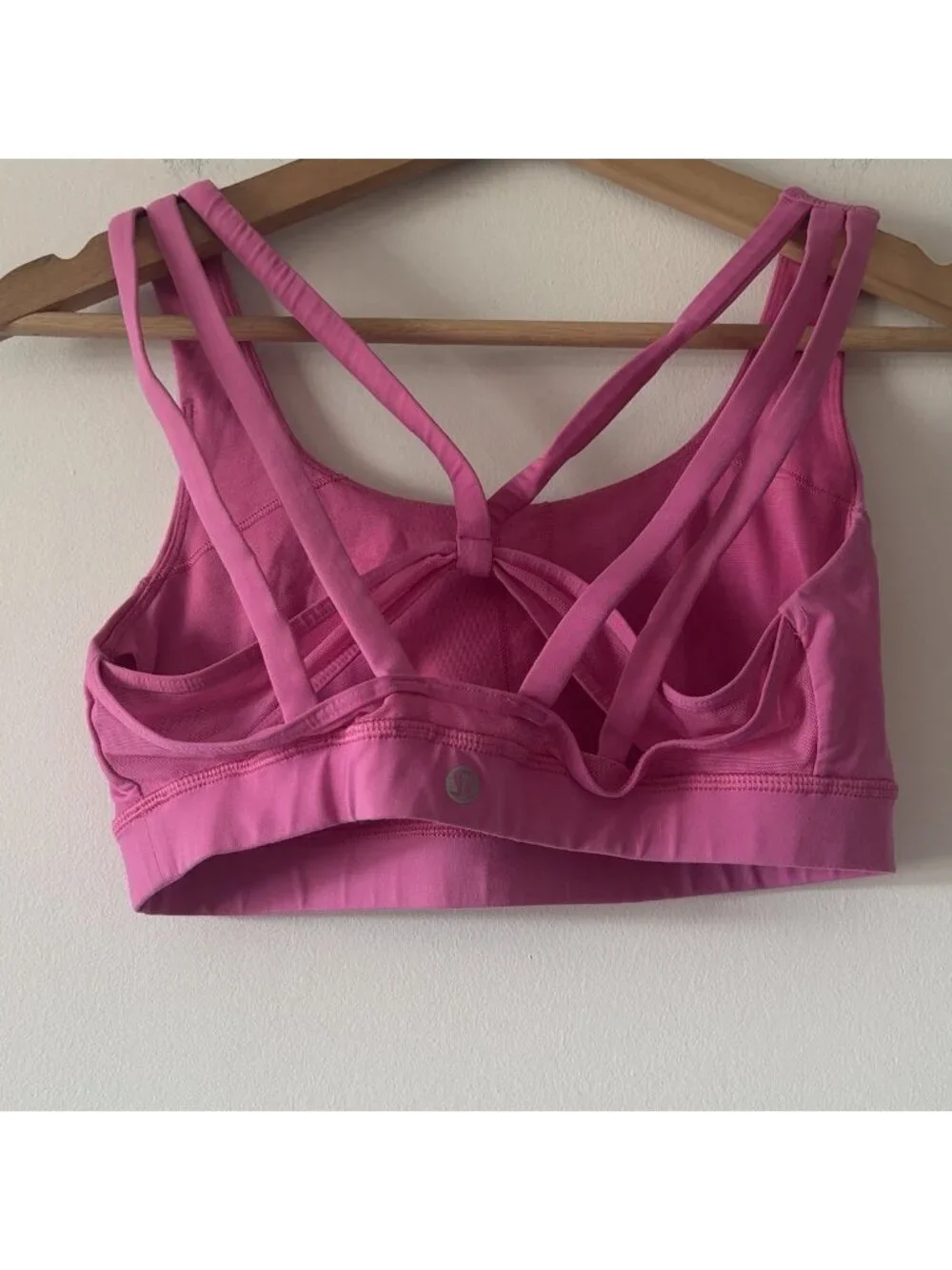 Lululemon Women’s Sports Bra SZ 8 Pink Preppy Sporty Gym Workout NO CUPS INSERTS